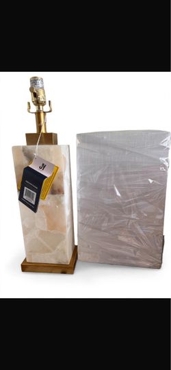 Jonathan Y. Table lamp -new