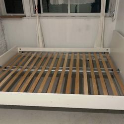 3 Piece bedroom Set (Mattress Can Be Included)