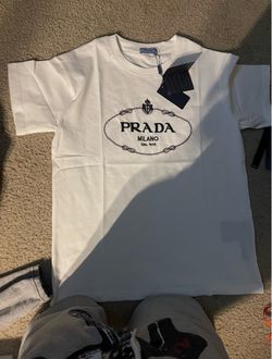Designer tee