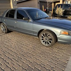 2008 Ford Crown Victoria (P71)