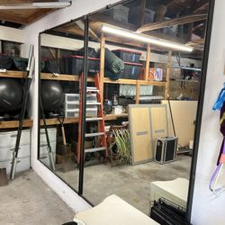 Large Mirror / Sliding Closer Door