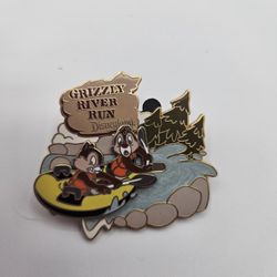 DLR Mickey’s Pin Odyssey 2008 Grizzly River Rapids Chip Dale Disney Pin 