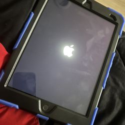 Gray Apple iPad 7th Generation 