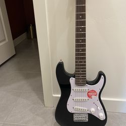 Fender squier mini in brand new condition