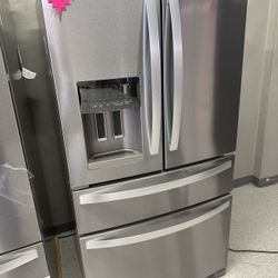 Whirlpool 4 Door Refrigerator 0V6T