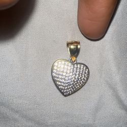Heart Shape 10kg Chain Charm With Diamonds 