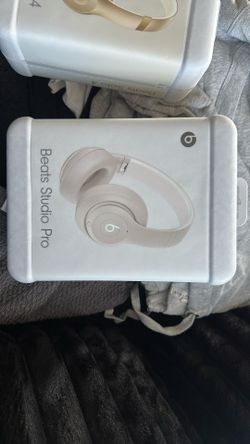 Beats Studio Pro
