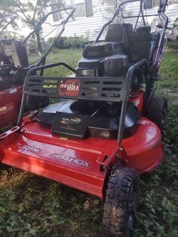 2022 Model Toro 30 inch with bag