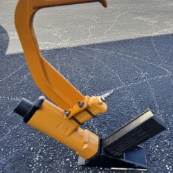 BOSTITCH POWER NAILER