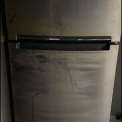 whirlpool refrigerator 