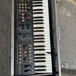 Six Trak Piano