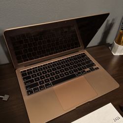 MacBook Air 2020 Broken Display