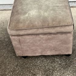 Ottoman With Storage (Used)