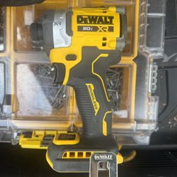 Dewalt Impact DCF860 
