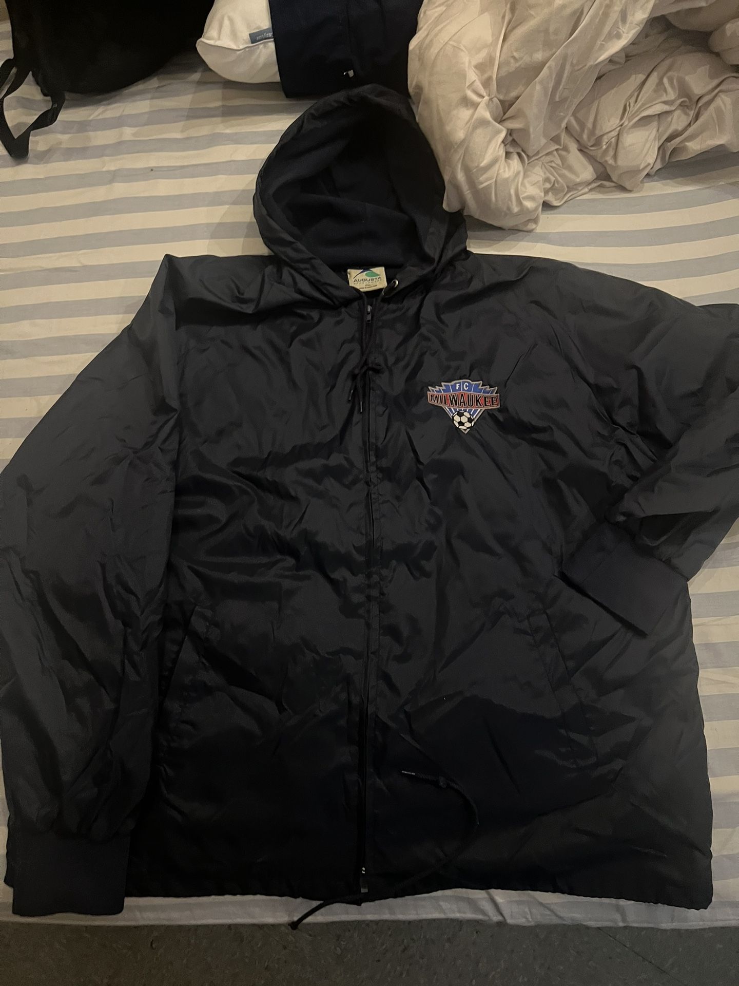 Size 2xl Vintage Windbreaker Jacket(pick up only Boston,Ma Jp)
