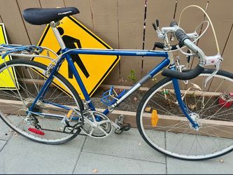 Nice old school road bike suntour Araya parts