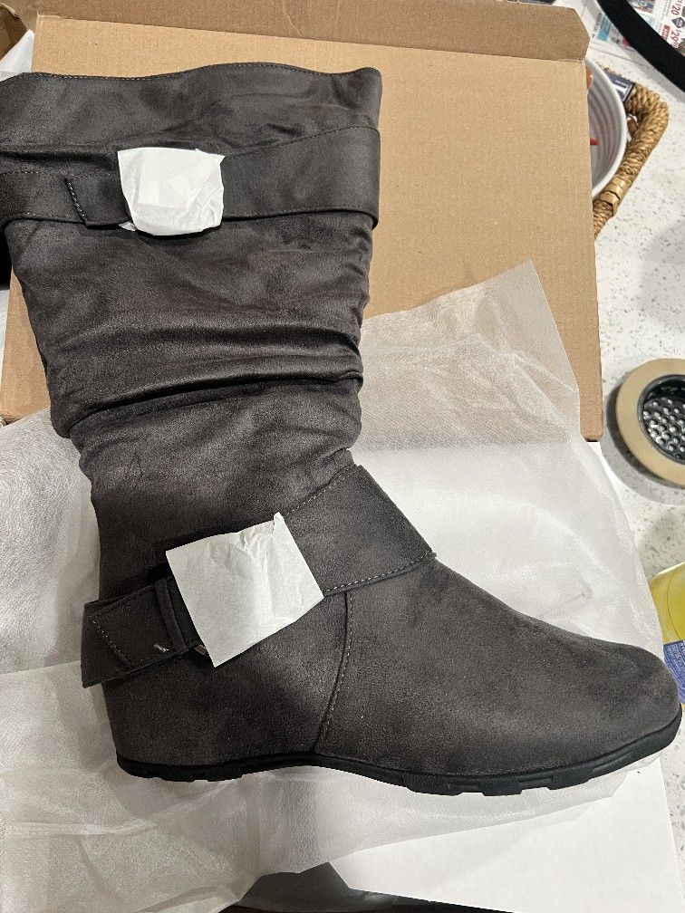 Journee Jester Knee High Boots – Women’s Size 9.5 – NEW! Retails $69.99+