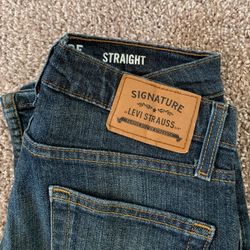 Signature Levi's Mens Jeans
