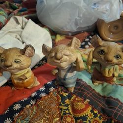 Vintage  Homco Mouse Figurines.   Total Of 3