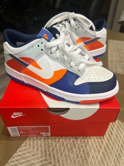 Nike Dunks size 4Y