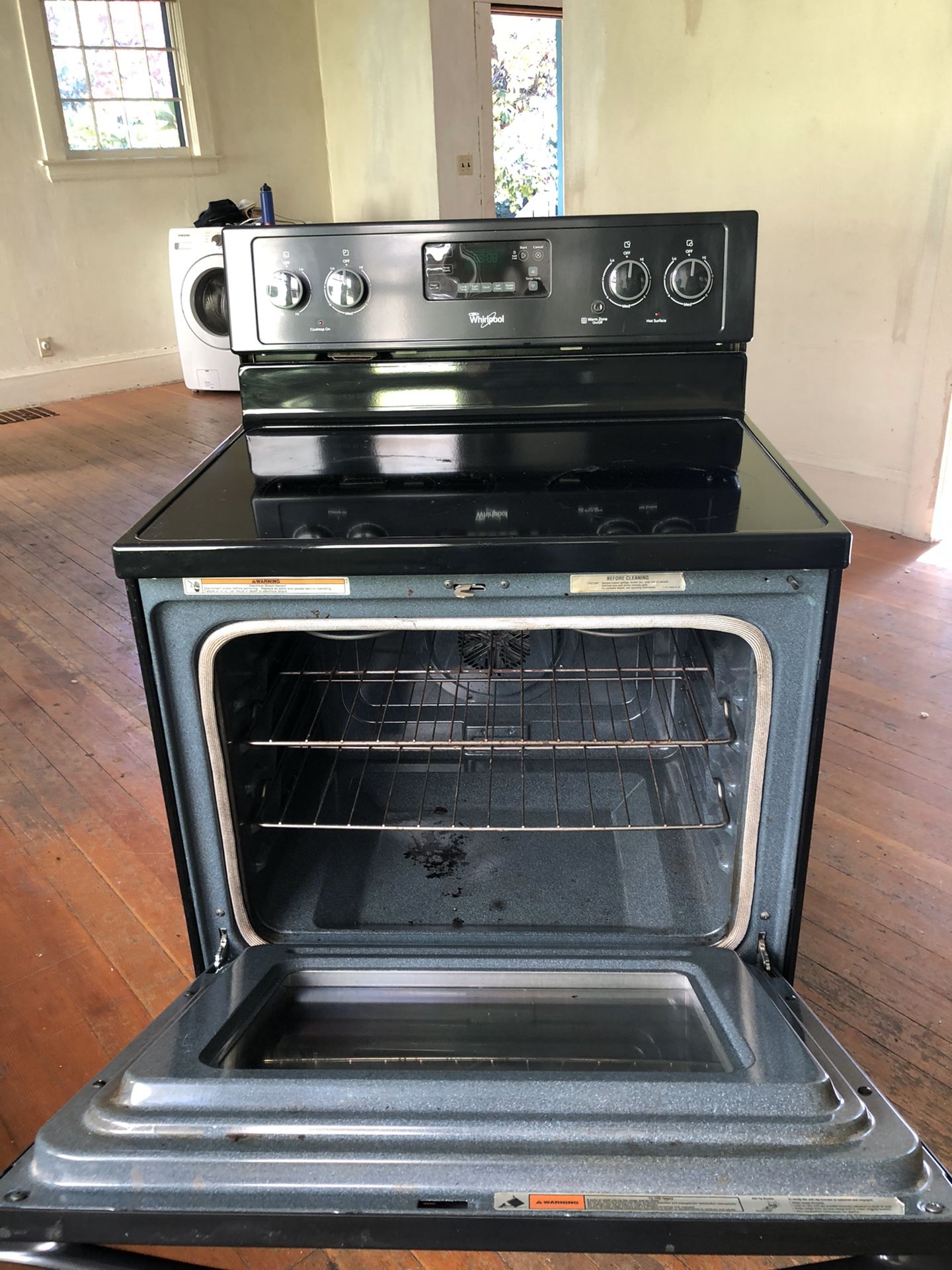 Whirlpool oven / 5 range stove top for Sale in Portland, OR OfferUp