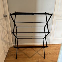 Collapsible Clothes Drying Rack