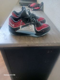 Size 9 Slim Reapers Red And Blk