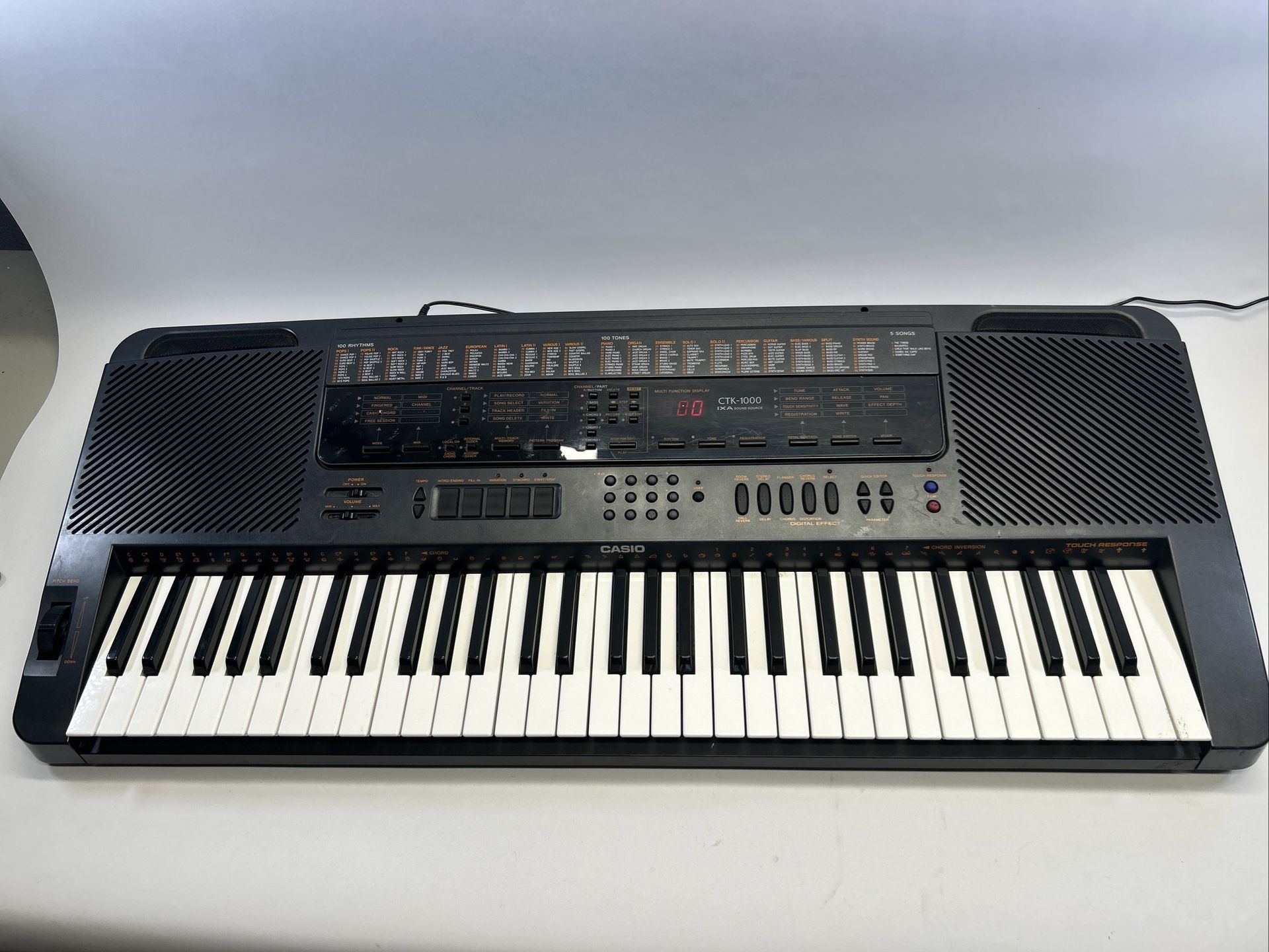 Casio CTK-1000 IXA Sound Source Keyboard