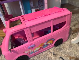 Large barbie adventure bus player