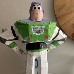 Disney Toy Story Buzz Lightyear Piñata 