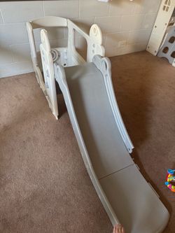 Free Slide indoor baby or toddler use
