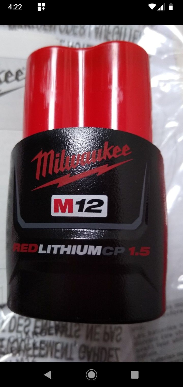 $20 Batería Milwaukee M-12
