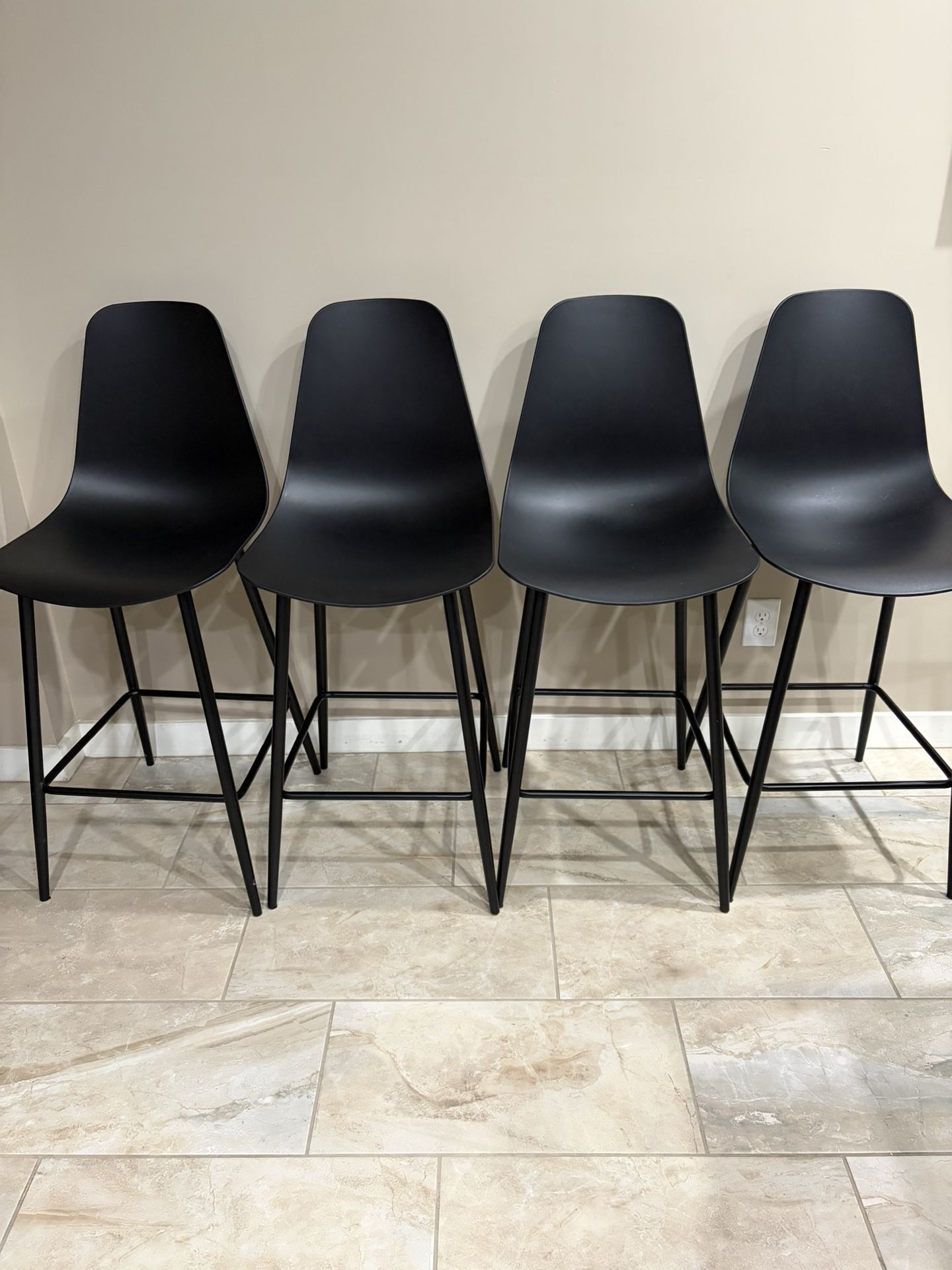 Bar stools Chairs
