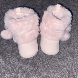 Baby Girl Winter Furry Winter Boots  6-9 Months 