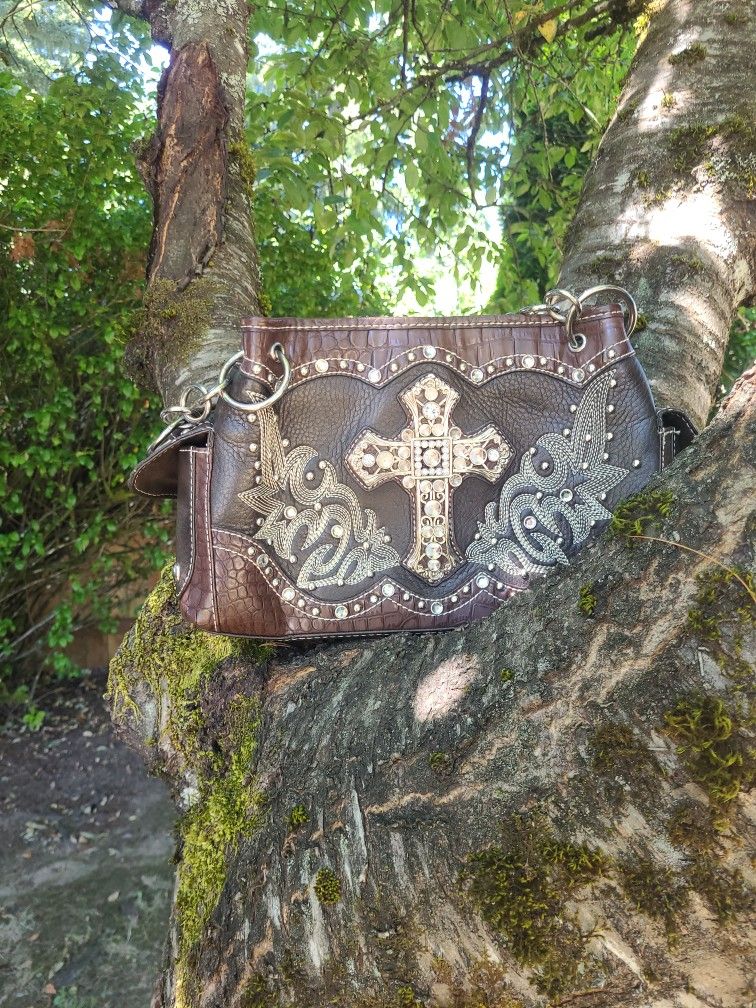 Country/western Cross Purse, LIKE NEW - Main Image