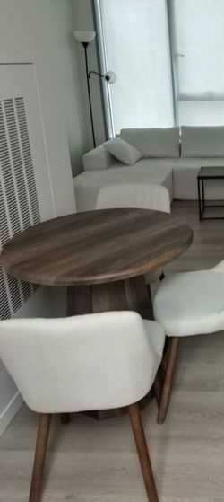 Round Dining Table