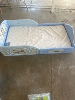 Bluey bed for kids w/mattress, desk, and bluey shoe rack