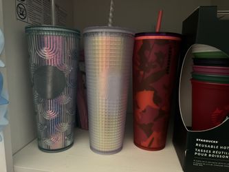 Starbucks Cups 