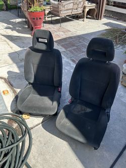 ‼️2004 honda civic front seats ‼️
