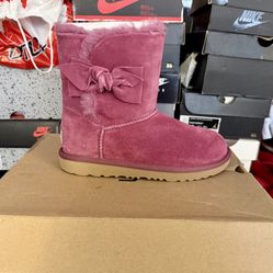 UGG Kids Boots Sz 4 