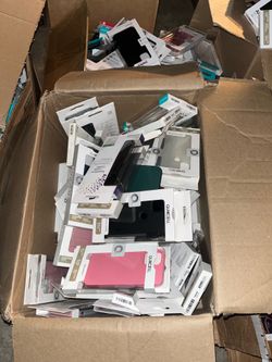 Cell phone cases For Sale or Trade