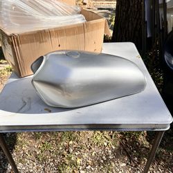 CHOPPER or DIRT BIKE tank w/ cap