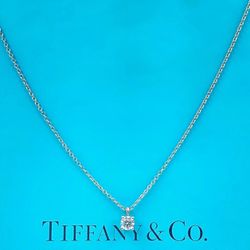 Tiffany & Co Solitaire Round Diamond Pendant 0.18 cts G VVS in Platinum