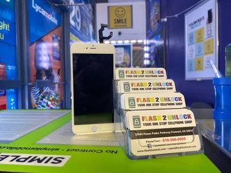 iPhone 6 Plus screen brand new with install