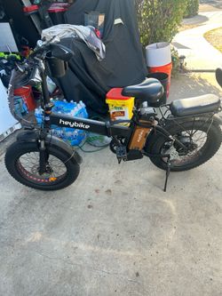 Hey e bike / folds / 20” wheel base