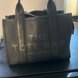 Small Leather Marc Jacob  Bag