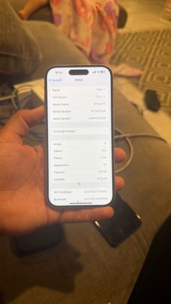 iPhone 15 pink