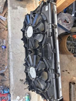 Radiator, cooling fan and condenser  for 2021 chevy