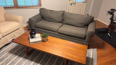 Ll bean couch