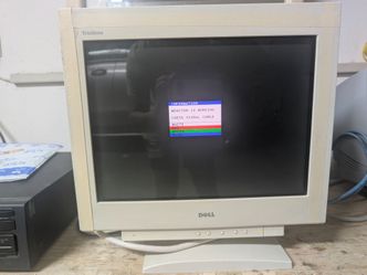 Dell Trinitron P780 17" CRT monitor
